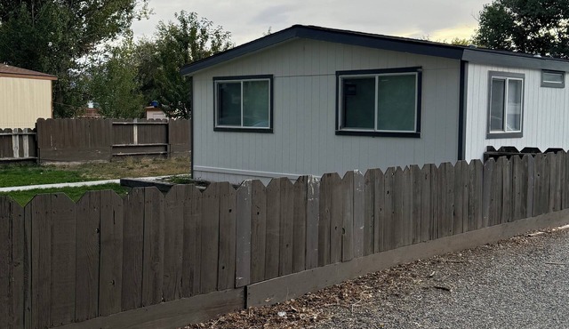 Short term rentals and corporate housing. Up to 25% discounts for longer stays