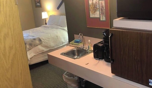 Ski in/out room at Powder Mountain Queen bed, Full bath, kitchenette