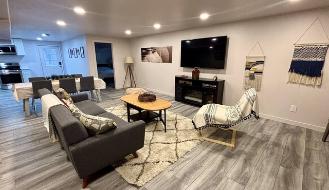 SLC - Peaceful & Spacious 3-Bedroom 1 Bath Bsmt APT in delightful West Jordan