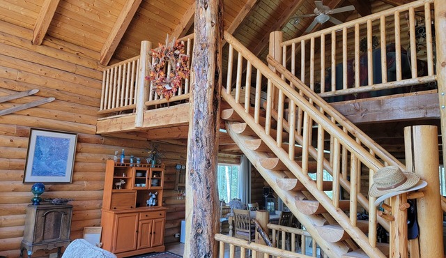 Spacious Cabin just minutes outside of Park City