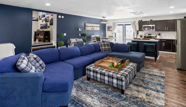 Spacious Home Near Skiing & Hill AFB