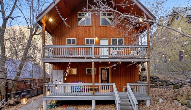 Spacious Scandinavian Cabin in the Mountains - Perfect for Reunions & Retreats in Provo