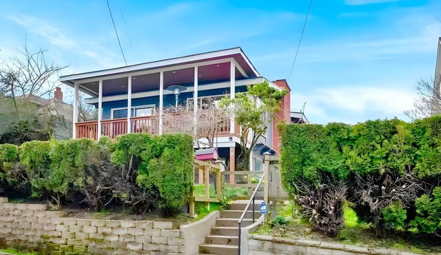 Spacious Suburban Lake View, 20min>DT and SEA in Seattle
