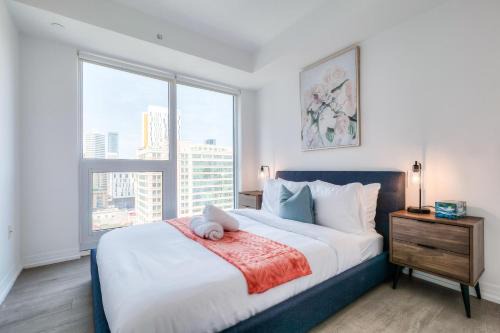 StayToronto - Modern 2BR Suite with Queen Beds in Toronto