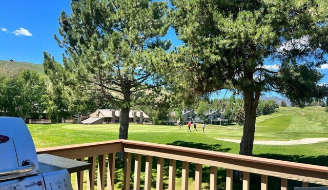 Sun Valley Condo on the Green with Dollar Views
