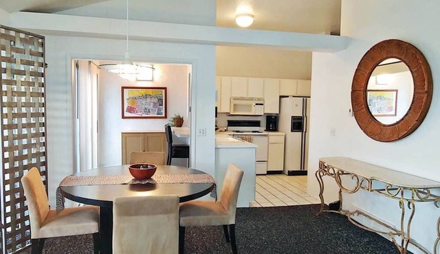 SUNNY QUIET MOUNTAIN VIEWS AT BASE OF CANYONS BY SKI RESORTS, PARK, REC CENTER.