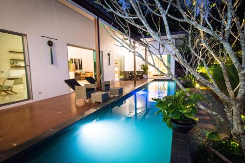 Teak Hill Pool Villa-Michelia in Ko Chang