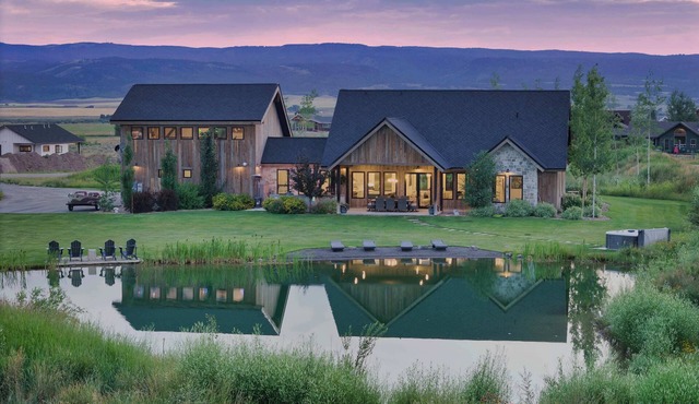 Teton Homestead: Teton View Ranch + Bar + Hot Tub