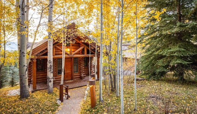 TetonVillageHome View Luxury House Adjacent to Lifts, Village & Four Seasons
