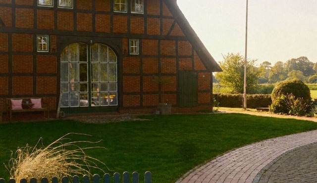 Thatched monument on the Elbe beach in Stade