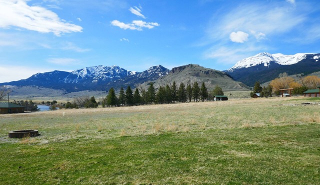 THE TROUT HAVEN/MOUNTAIN VIEW at Yellowstone