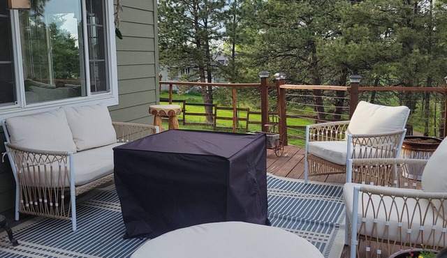 Turkey Ridge Retreat 2 bedrooms w/SPECTACULAR Views in Rapid City