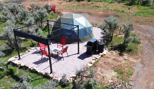 Unplug and unwind in our secluded off-grid glamping dome, nestled by a private lake. Enjoy the peace and quiet with all the comforts of home.