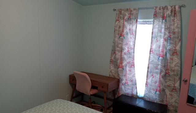 Very quiet, conveniently located on HWY 95 N towards Idaho, N of Winnemucca NV