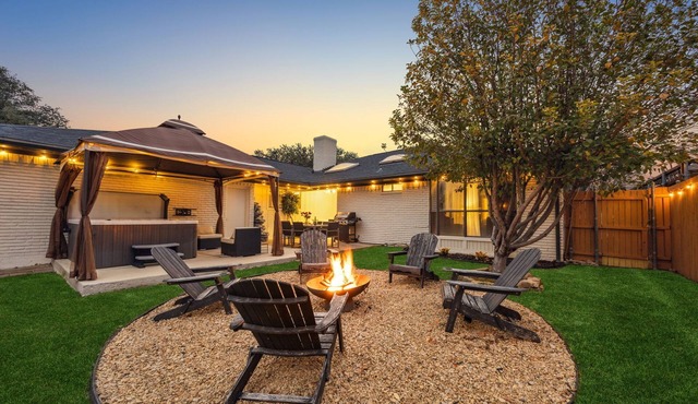 Zen Back Yard with Hot Tub & Firepit: Spa at Home in Dallas