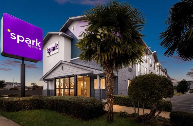 Surestay Hotel 