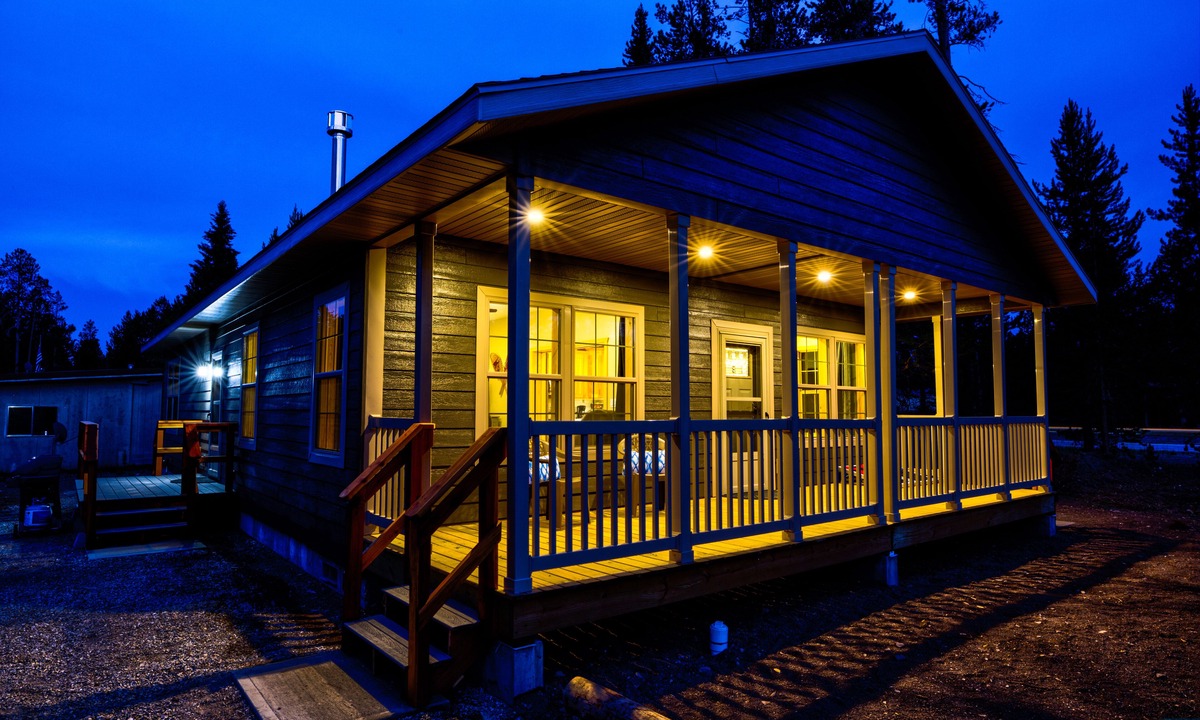 West Yellowstone House | Shepherd Family Retreats- Bear Cub