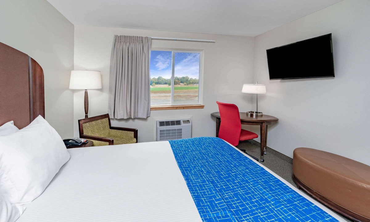 Lovell Hotel | Travelodge by Wyndham Lovell/Bighorns