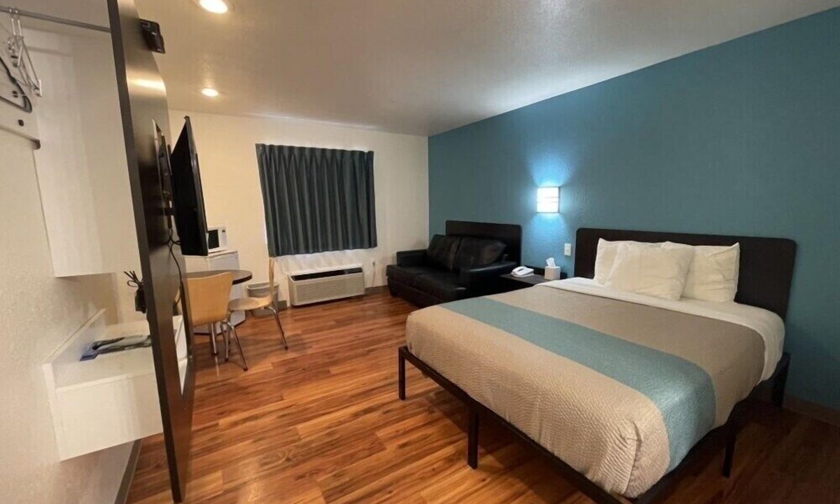 Rigby Hotel | Motel 6 Rigby, ID