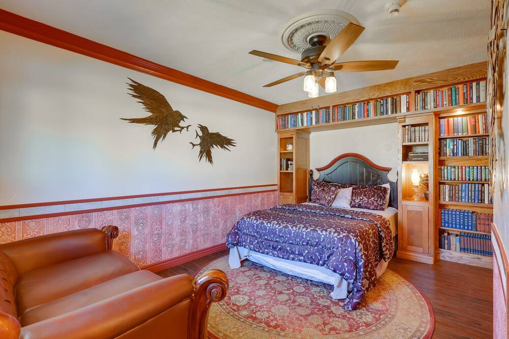 Shelley Apartment | Charming Shelly Vacation Rental w/ Shared Fire Pit
