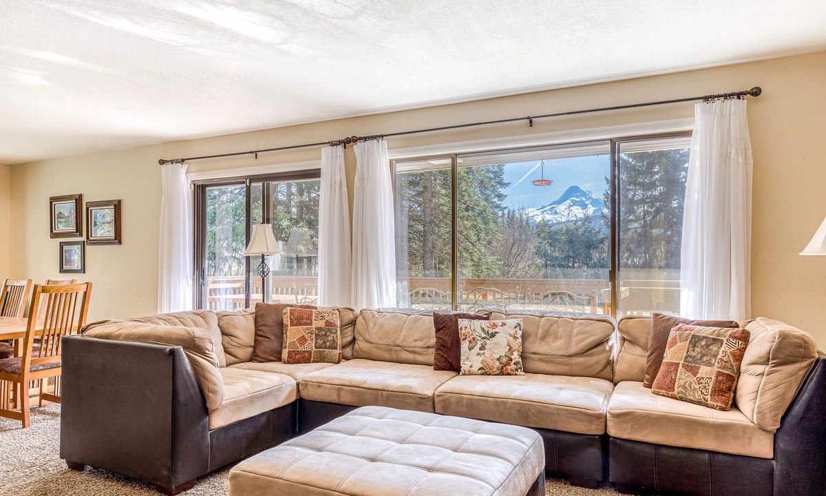 Parkdale House | Spacious Two-Story Home w/Private Hot Tub, Free WiFi, & Game Room - Dogs OK