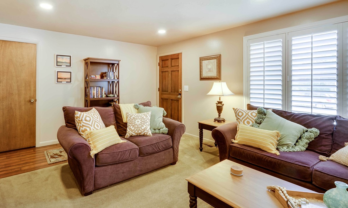 Taylorsville Apartment | Updated Ranch Apartment w/Deck - 9 Mi to Downtown