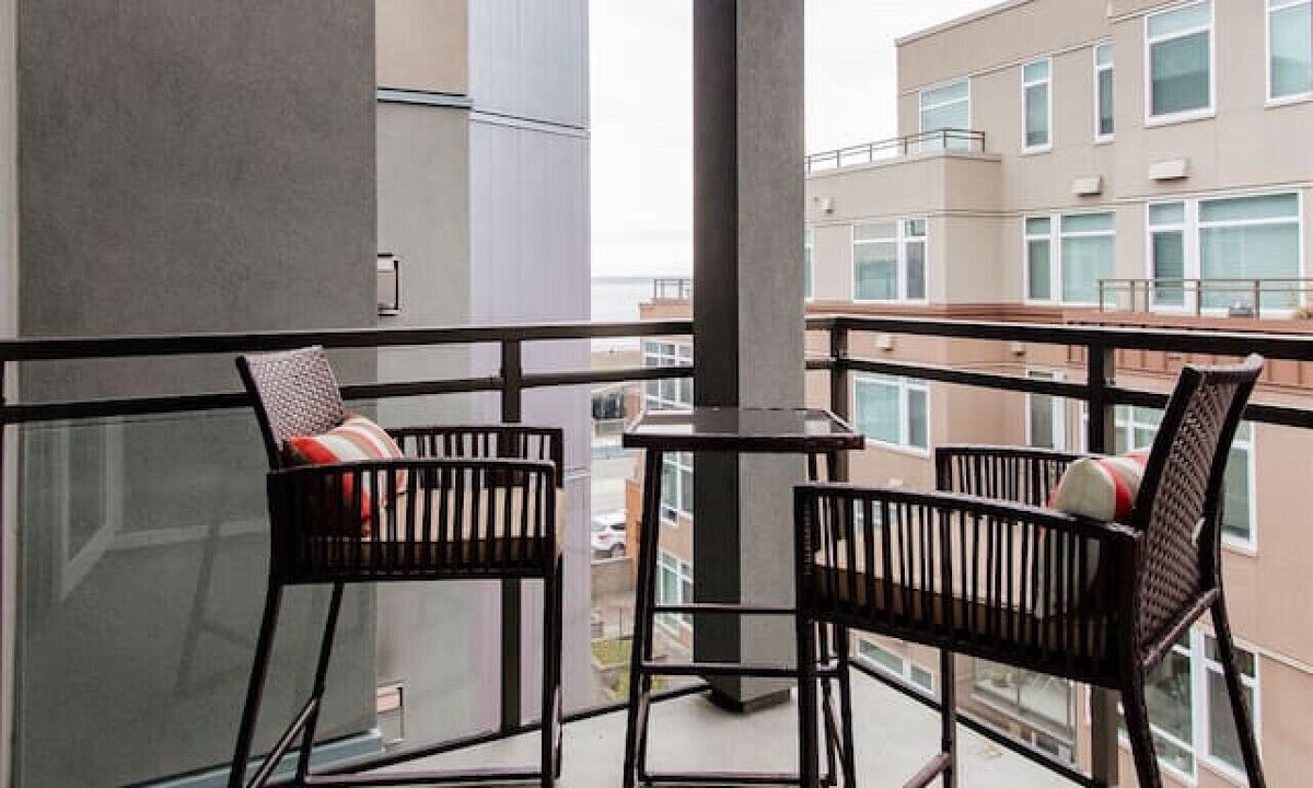 Downtown Seattle Condo | Steps to Pike Place 2BD Condo Water Courtyard View