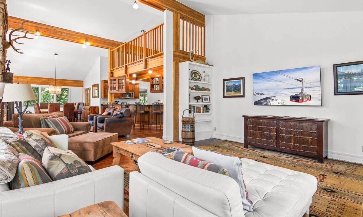Teton Village House | RMR: The Village House in Teton Village