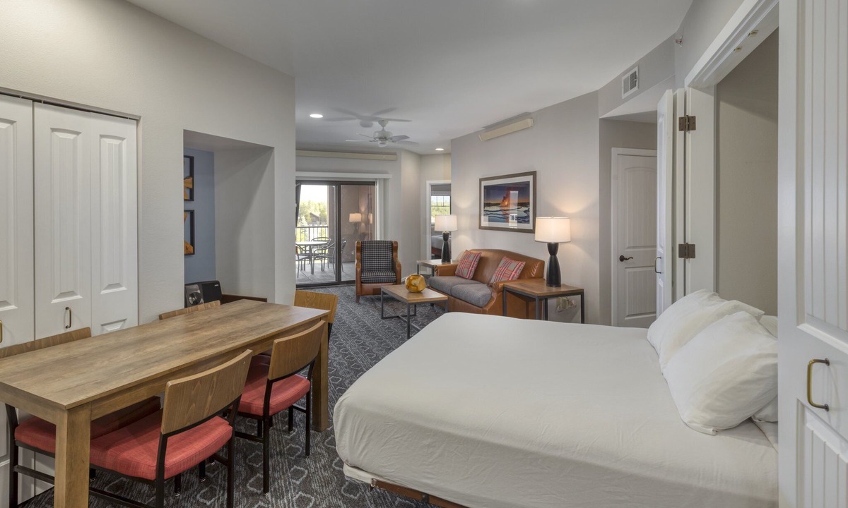 West Yellowstone Condo | Luxury Resort 3BR Condos at West Yellowstone Entrance