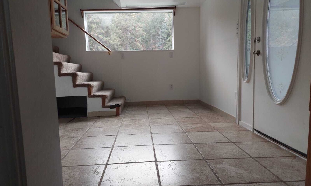 Wenatchee House | 6-bedroom house in the woods, 2900', 8 miles to town, 10 miles to Mission Ridge