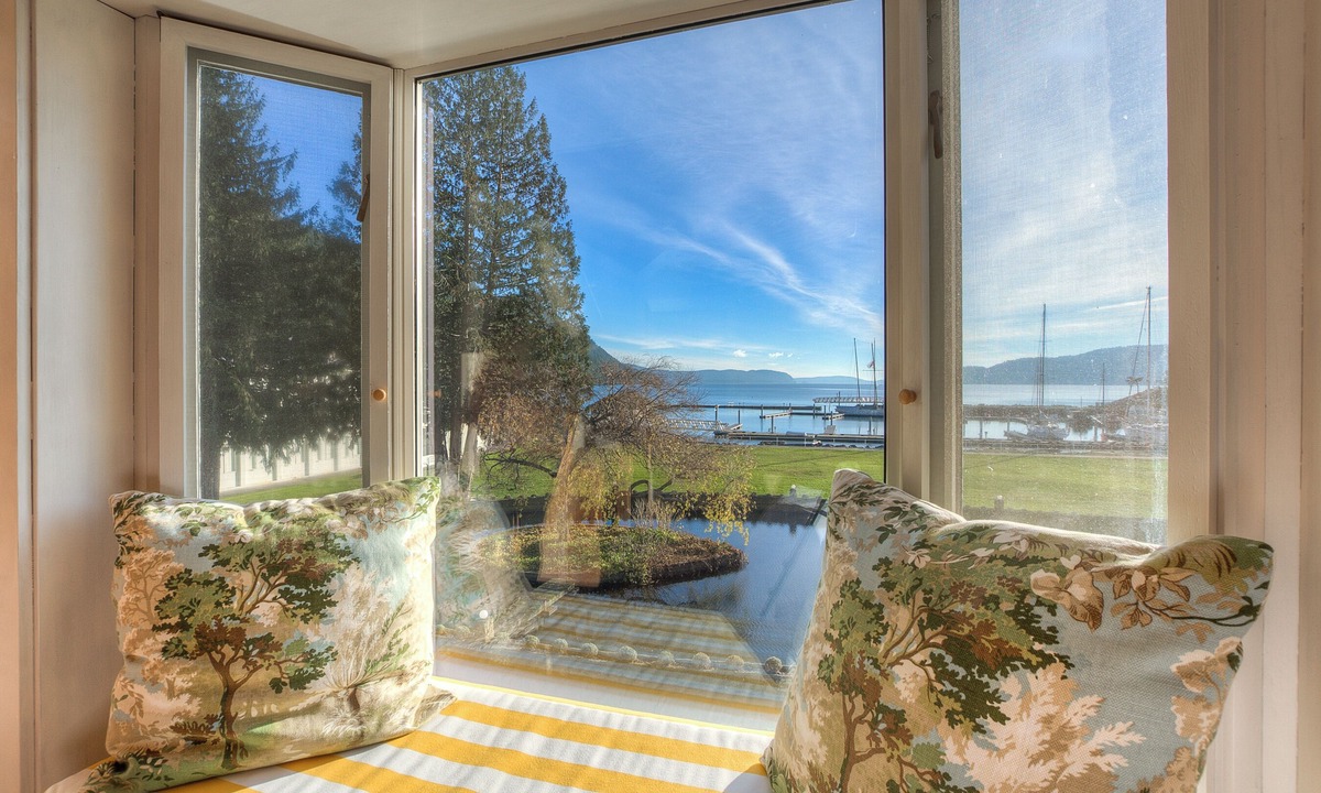 Rosario House | Historic Waterfront Home, Hot tub, Pets Welcome!