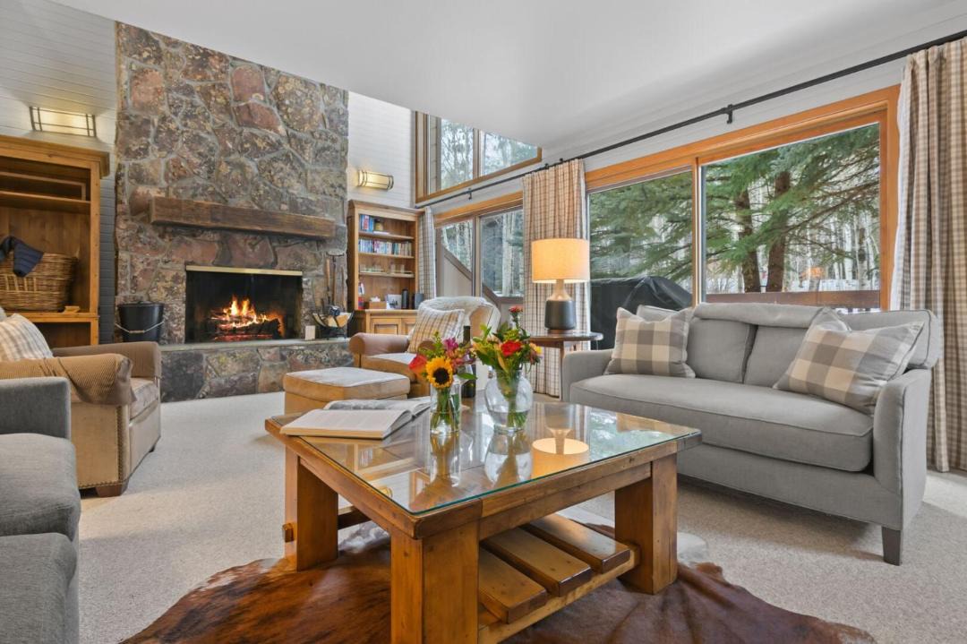 Teton Village Villa | RMR: Wind River 9 Townhome in Teton Village