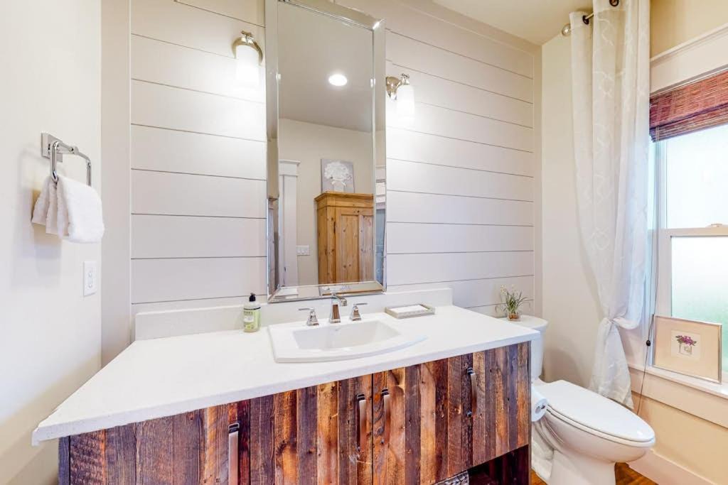 North End House | North End Farmhouse