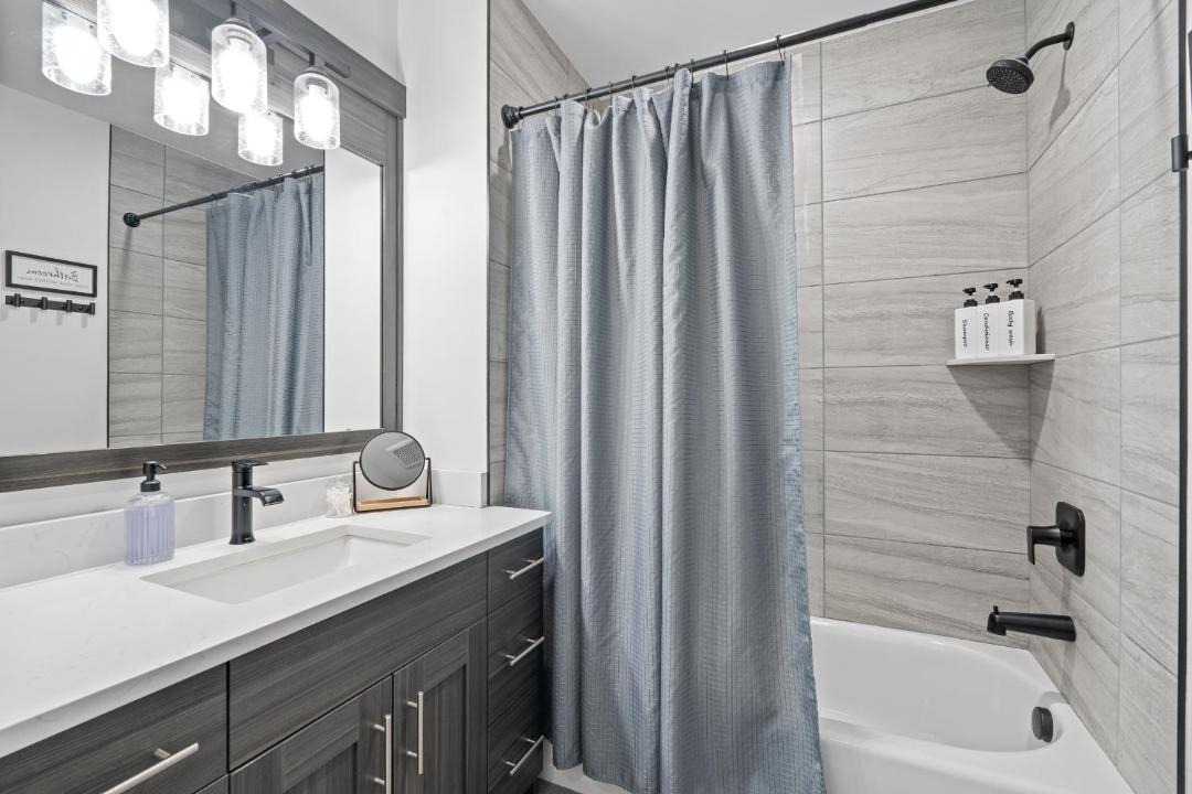 Idaho Falls House | Spacious 3BR Retreat Clean, Quiet, Sleeps 8