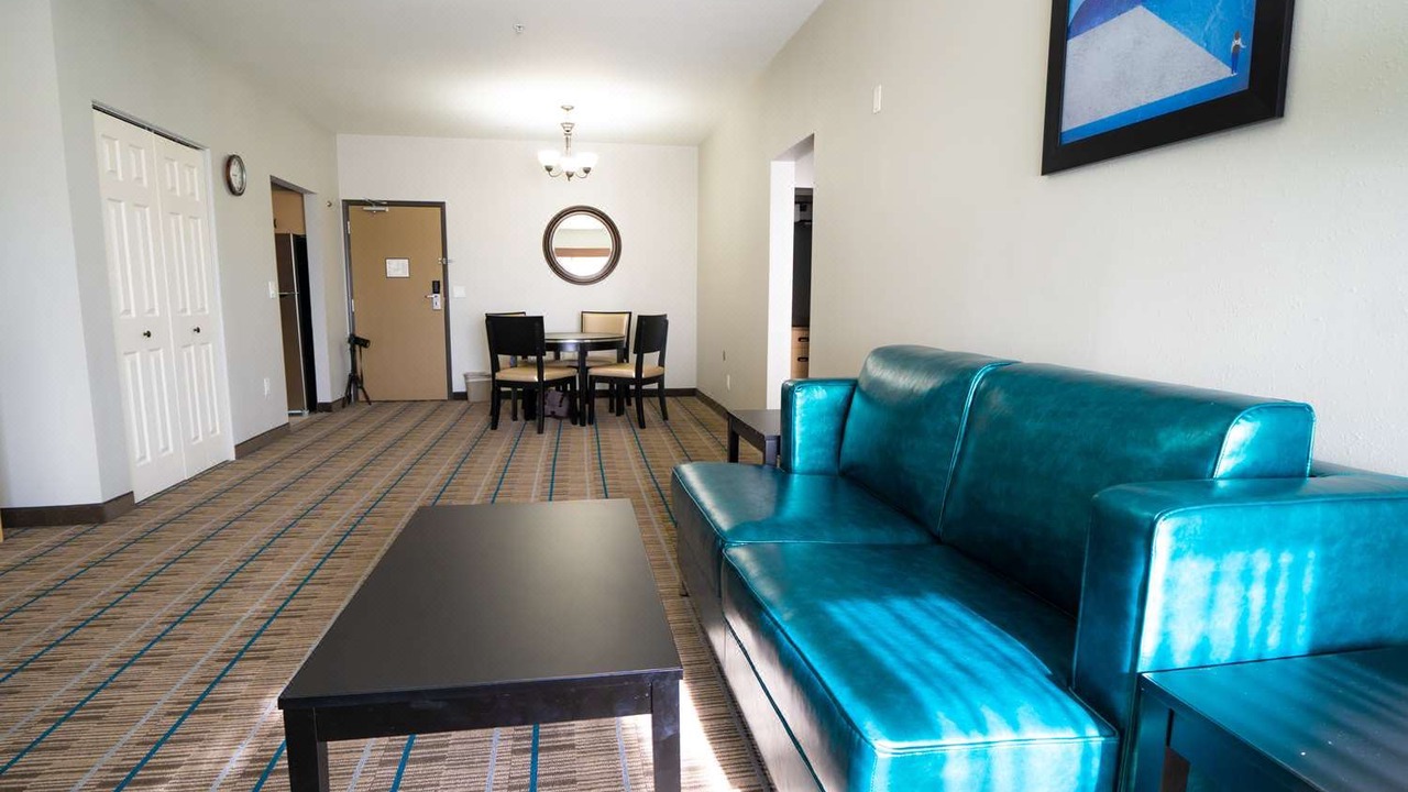 Photo of Livingroom in Brigham City