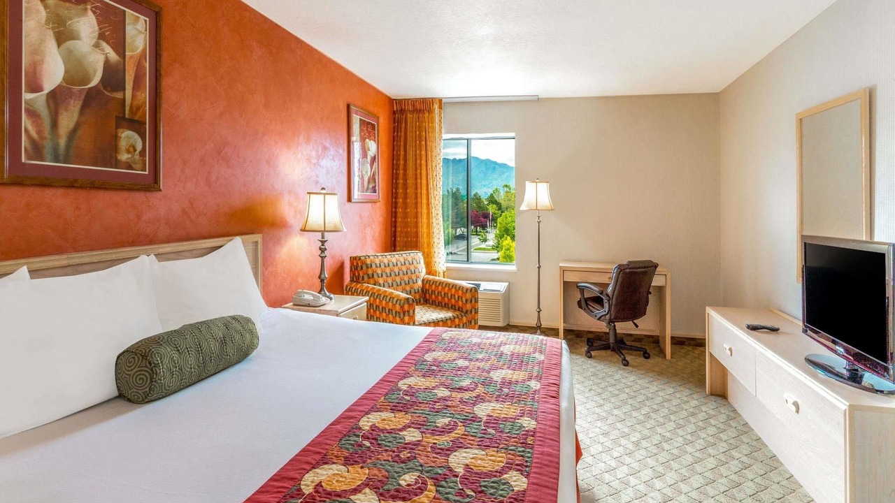 Photo of Bedroom in South Salt Lake