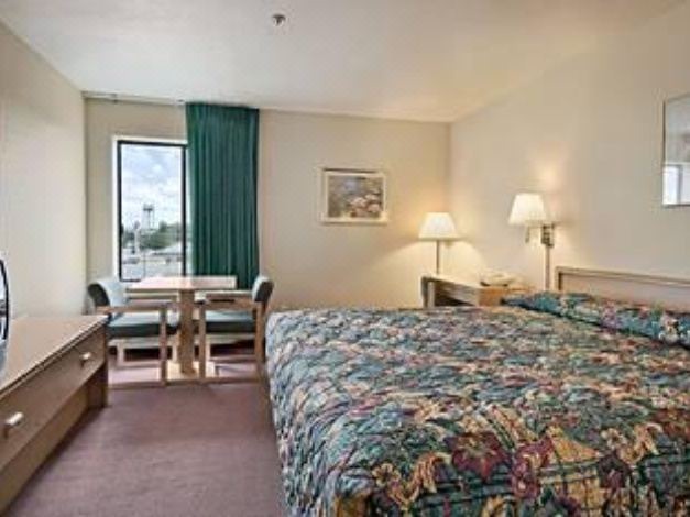 Photo of Bedroom in South Salt Lake