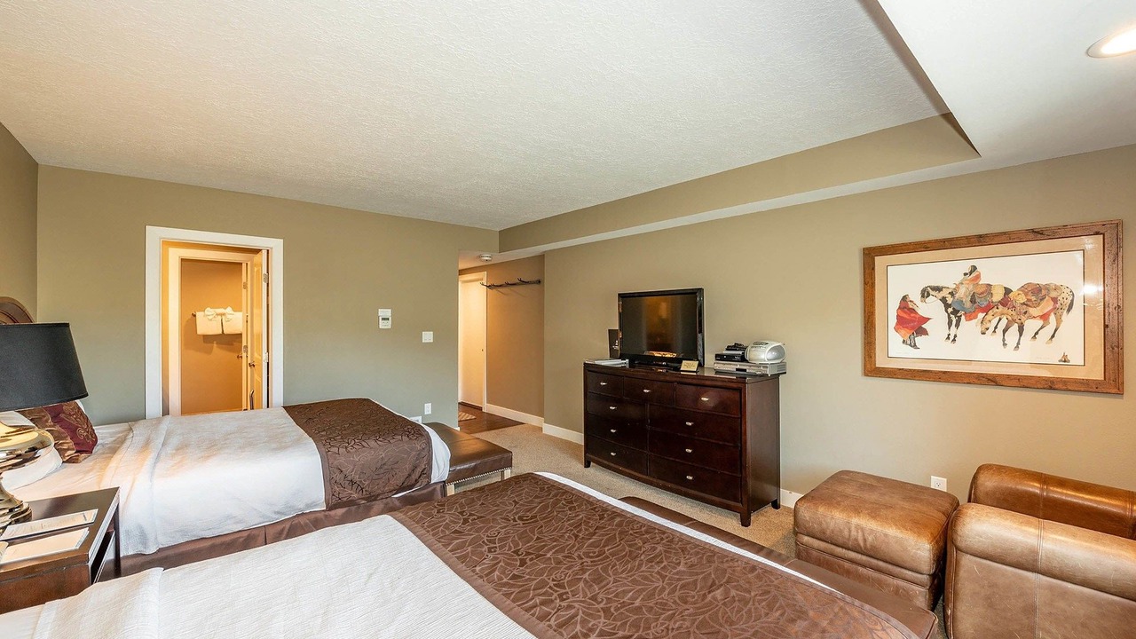 Photo of Livingroom in North Park City