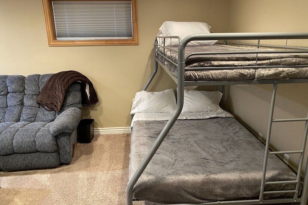 Photo of Bedroom in Bountiful