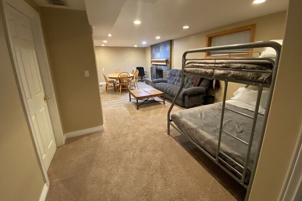 Photo of Bedroom in Bountiful