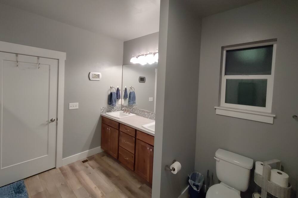 Photo of Bathroom in Twin Falls