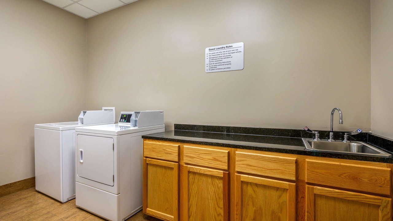 Photo of Bedroom in Glendive