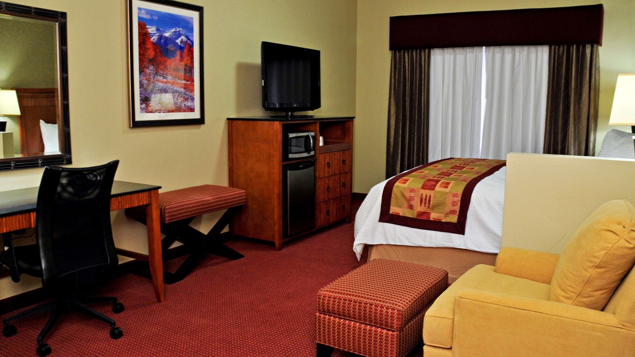 Photo of Bedroom in Layton
