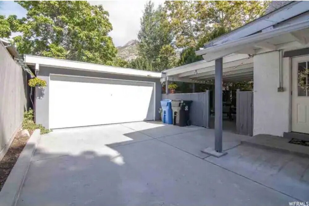Photo of Outdoor in Holladay