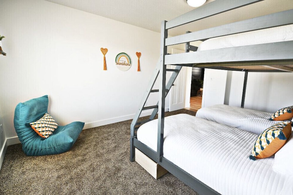 Photo of Bedroom in Plain City