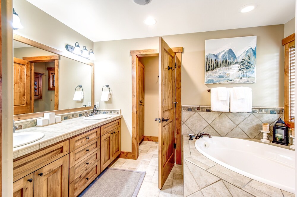 Photo of Others in Tamarack Resort