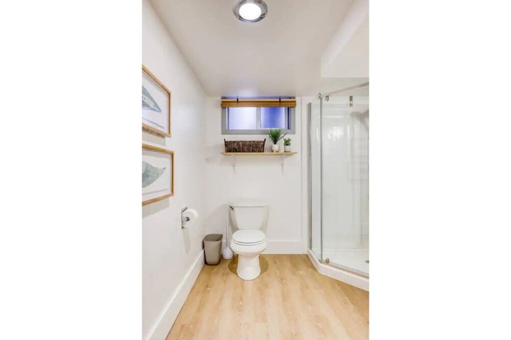 Photo of Bathroom in Depot Bench