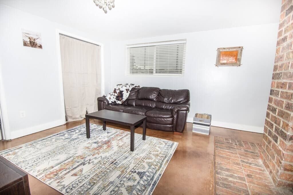 Photo of Livingroom in Marriott-Slaterville
