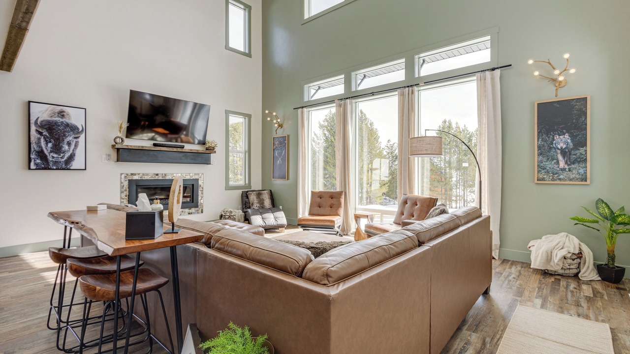 Photo of Livingroom in Island Park