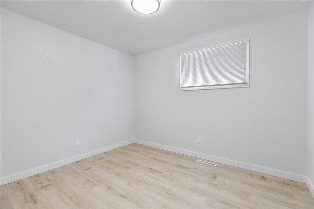Photo of Others in Lockwood